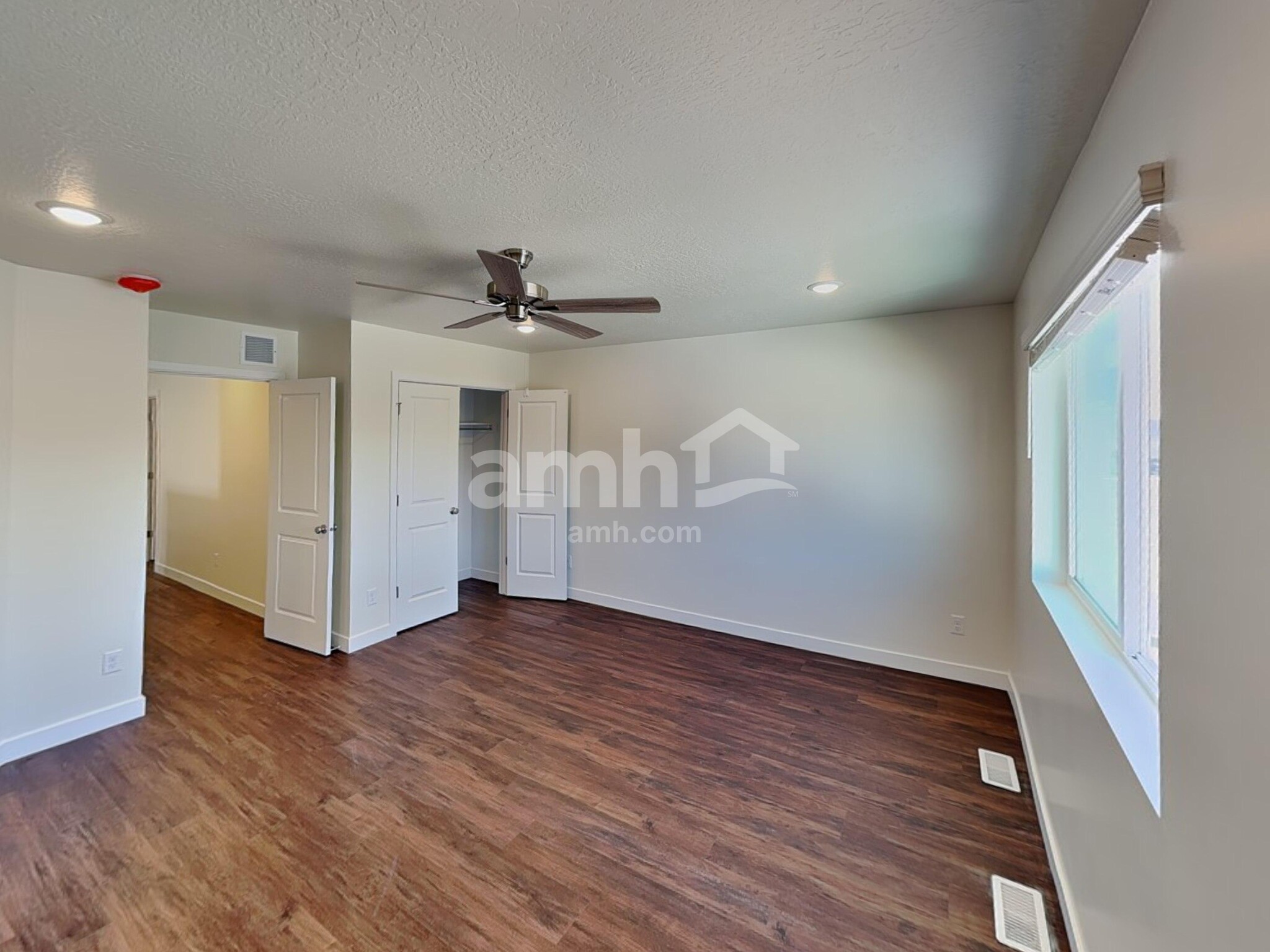 Building Photo - 7105 Woods Rose Dr