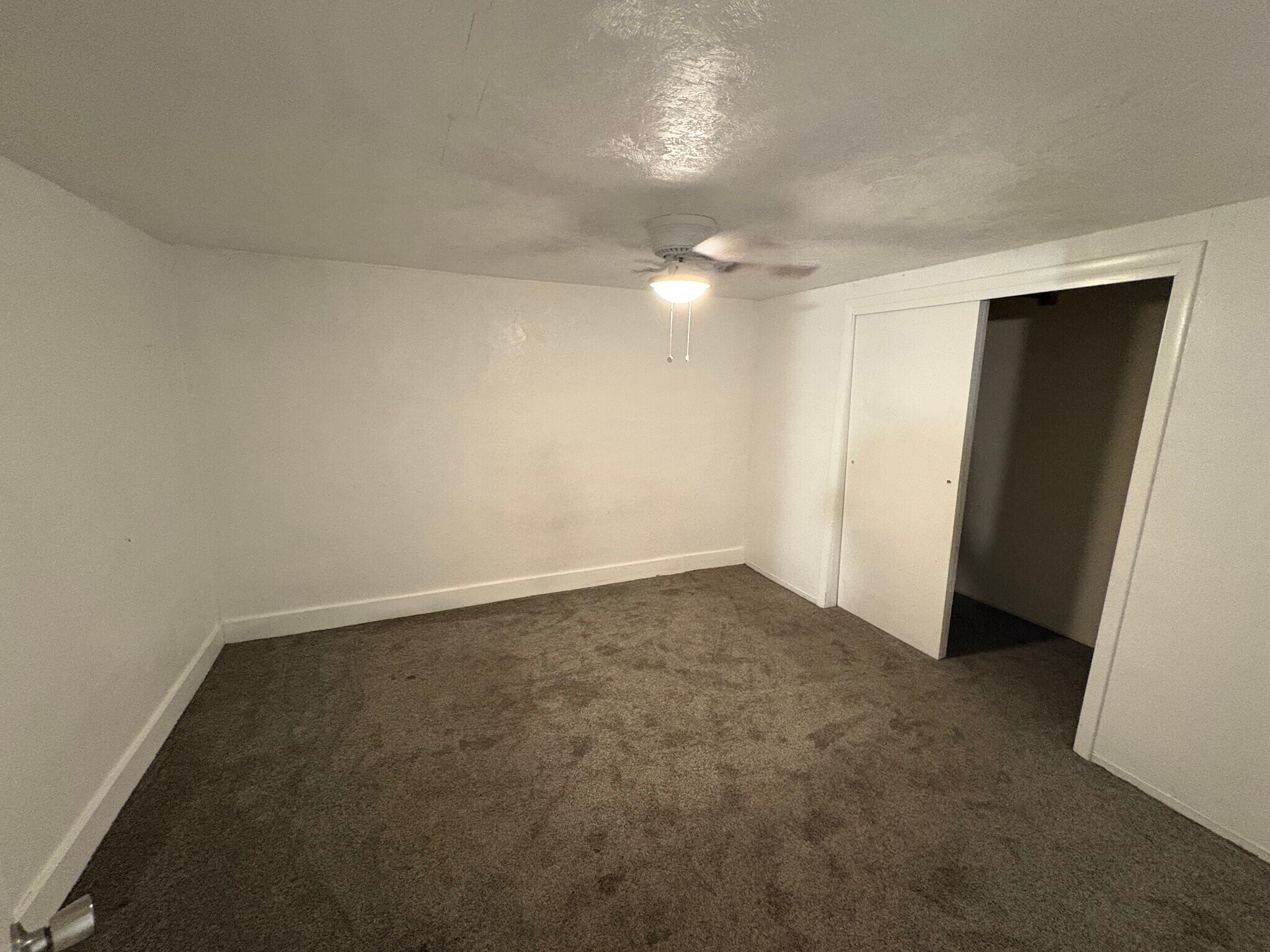Building Photo - 1522 Hall Ave