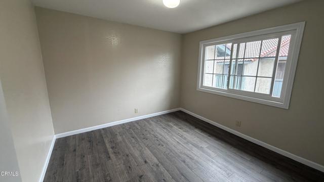 Building Photo - 116 E Ventura St