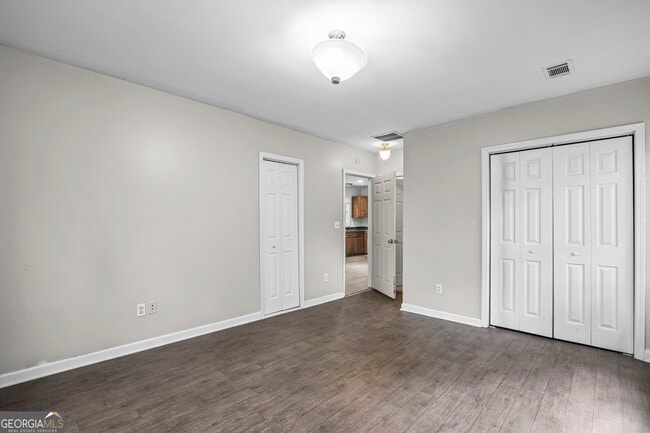 Building Photo - 1005 Westmoor Dr NW