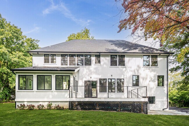 Building Photo - 22 Old Lyme Rd