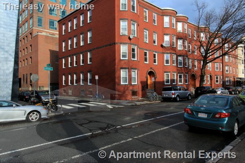 Building Photo - 119 Harvard St