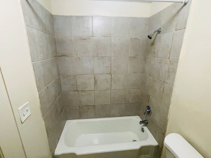 Building Photo - 3521 N Flowing Wells Rd