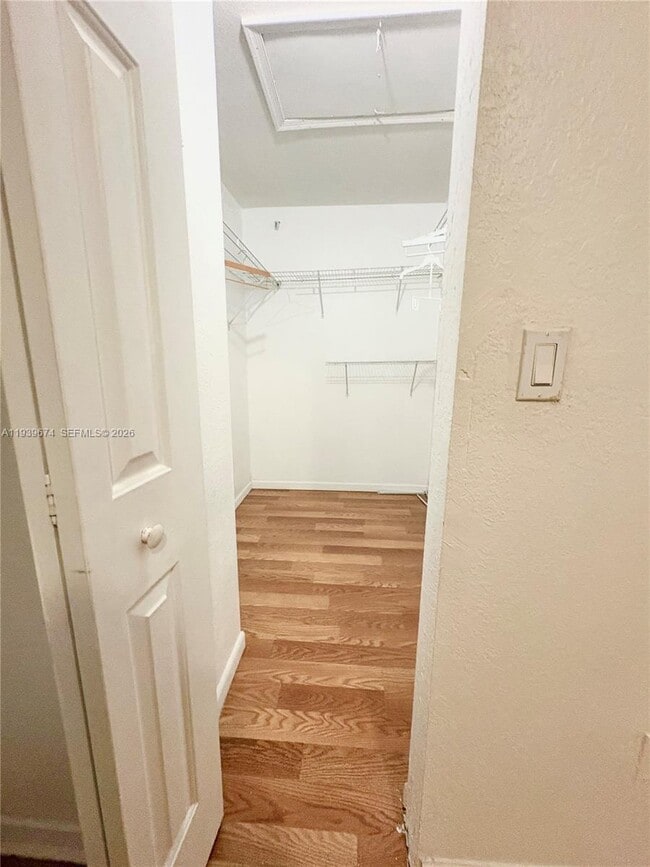 Building Photo - 2615 SE 14th Ave