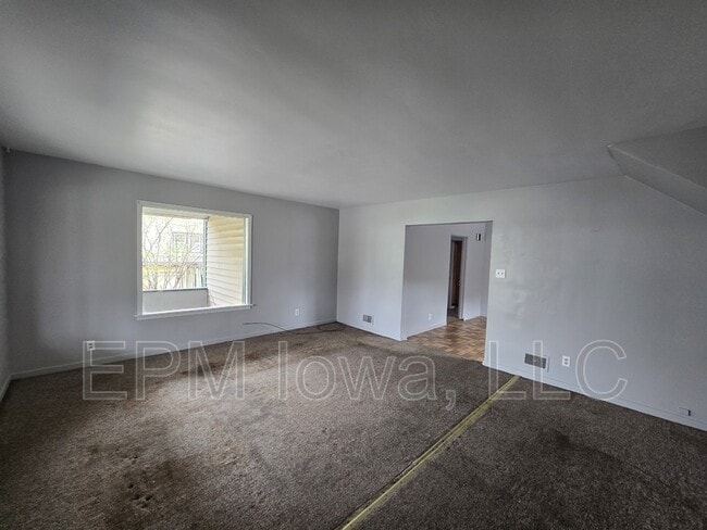 Building Photo - 216 Courtland St