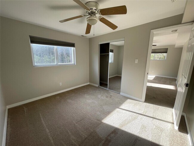 Building Photo - 6170 Roseglyn Ln