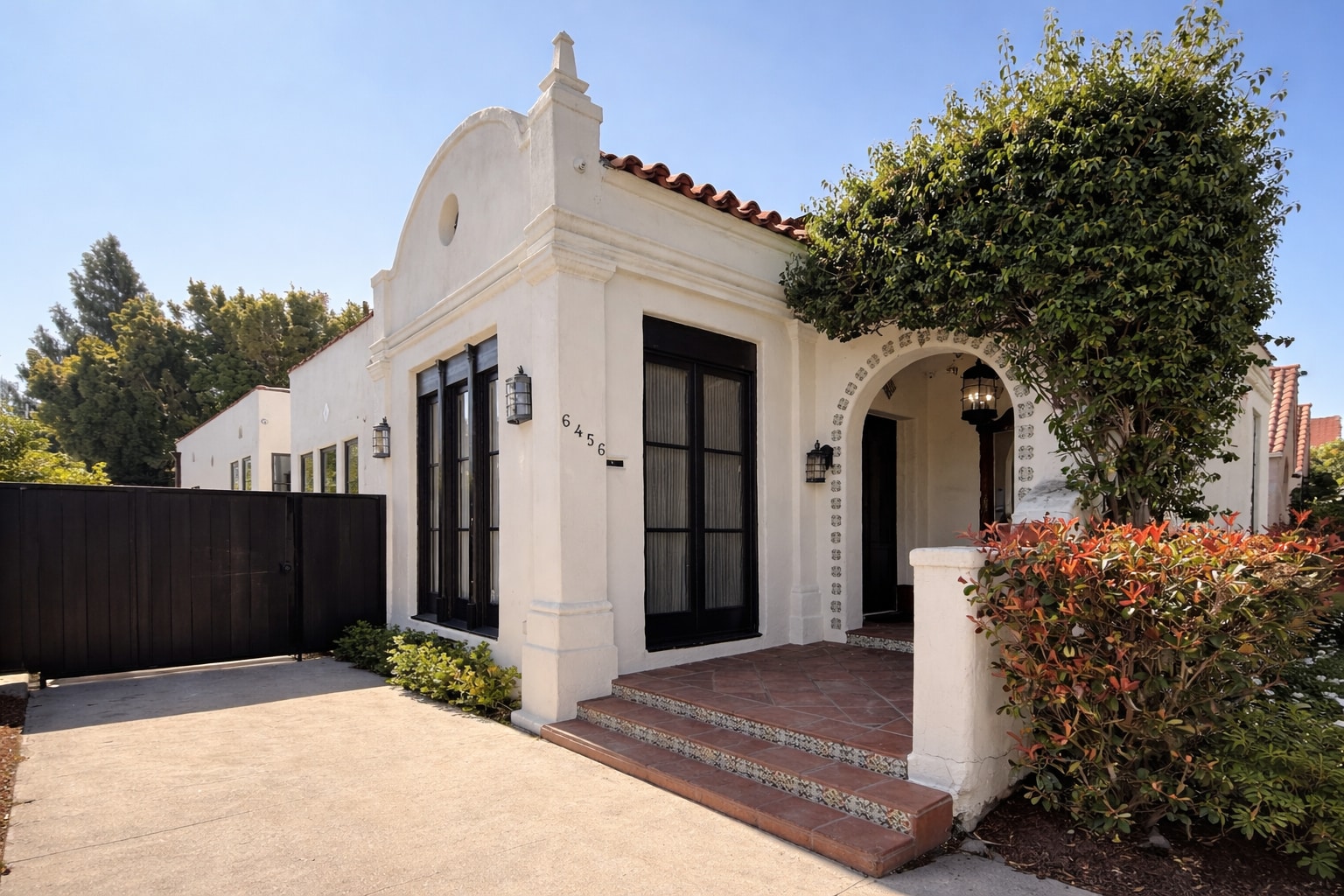 Building Photo - 6456 Hayes Dr