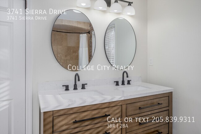 Building Photo - 3741 Sierra Dr