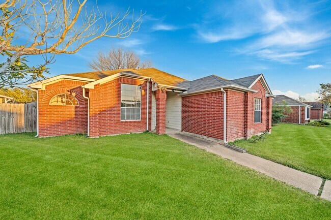 Building Photo - 6434 Bosley Ln