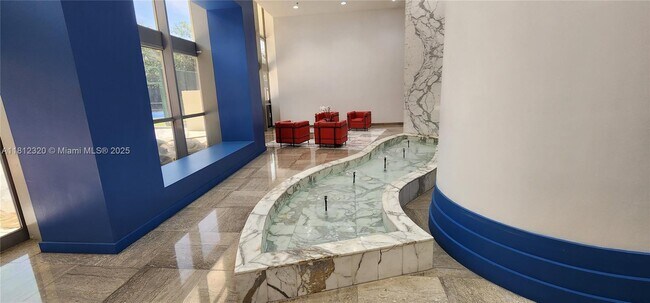 Building Photo - 2025 Brickell Ave