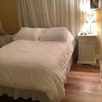 Building Photo - 5662 Medeabrook Pl