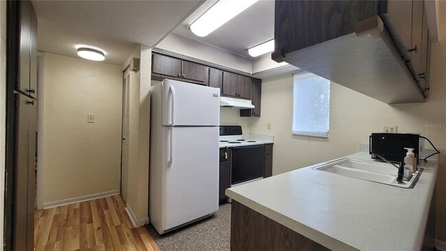 Building Photo - 415 NW 39th Rd