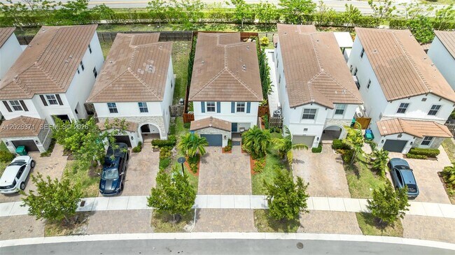 Building Photo - 2273 NW 131st Cir