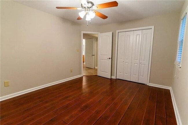 Building Photo - 3562 Bryant Ln