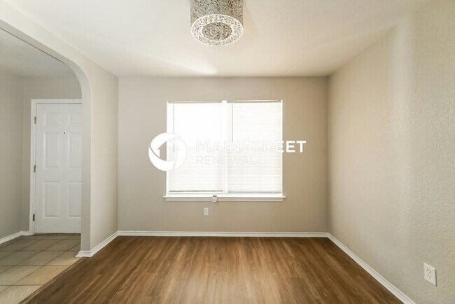 Building Photo - 2311 Camberly View