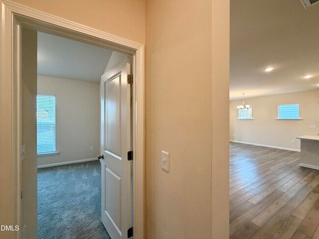 Building Photo - 3606 Autumn Creek Dr