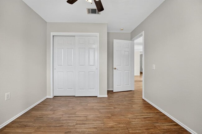 Building Photo - 1520 Anise Dr