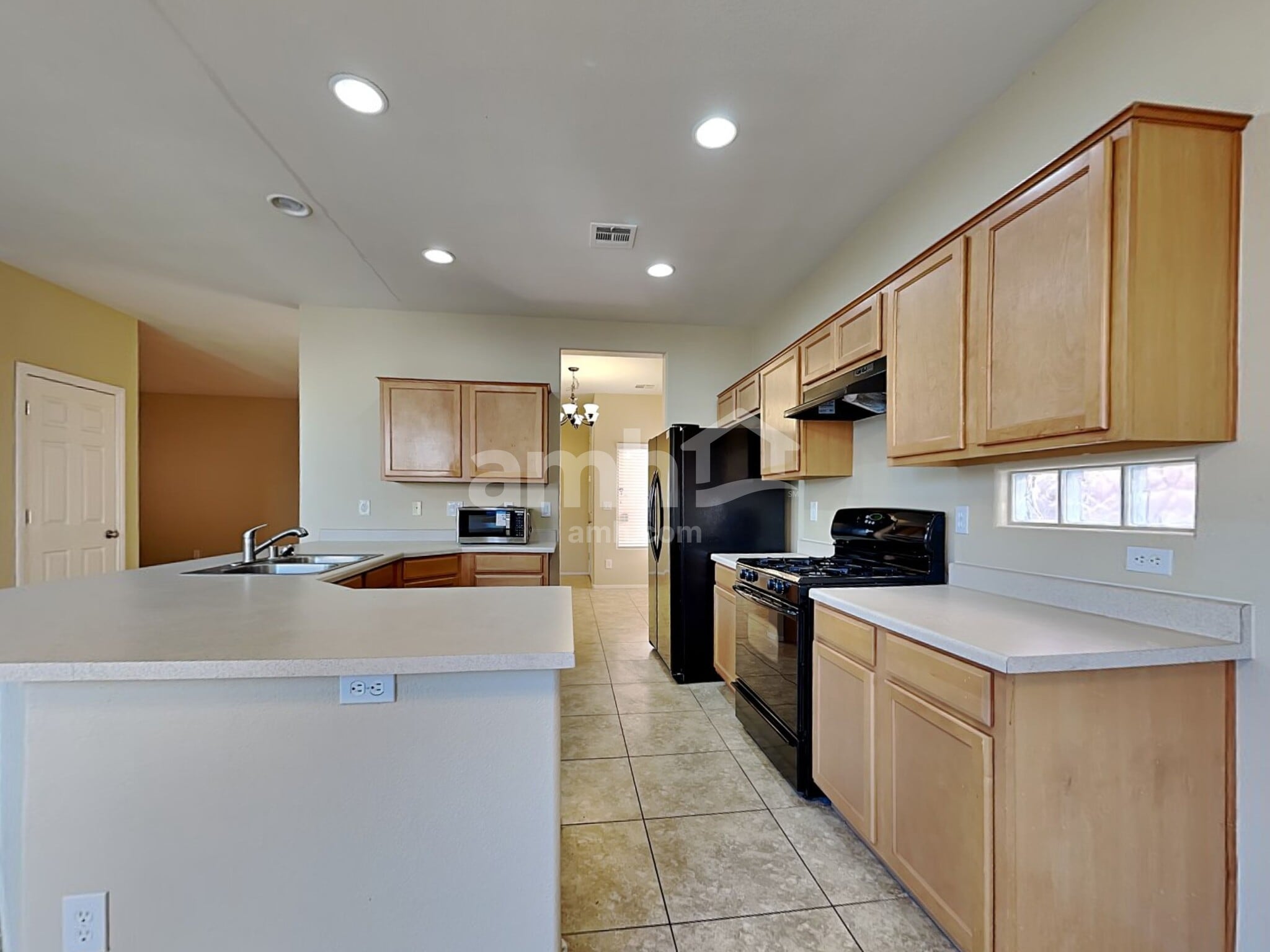 Building Photo - 8288 Amtrak Express Ave