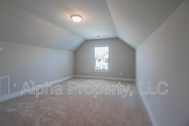 Building Photo - 316 Runion Lake Ct