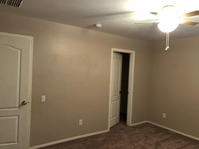 Building Photo - 11880 W Kinderman Dr