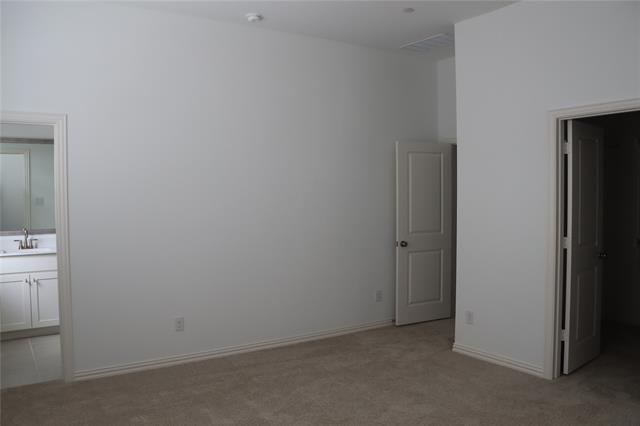 Building Photo - 9492 Espalier St