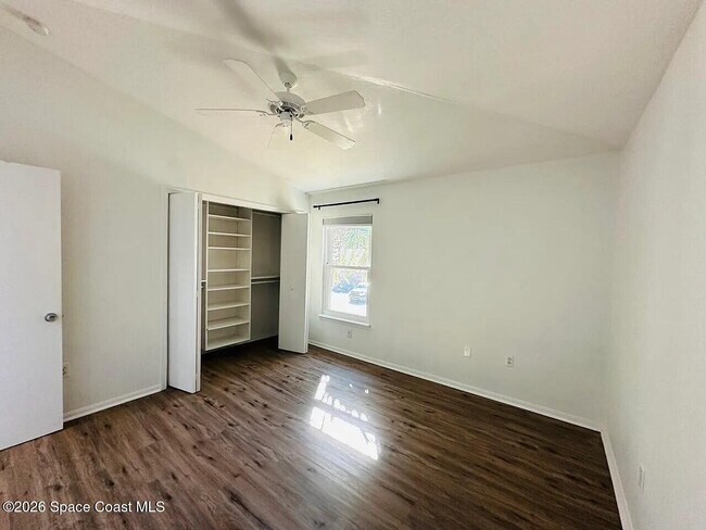 Building Photo - 130 Norwood Ave