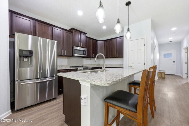 Building Photo - 7598 Birdies Rd