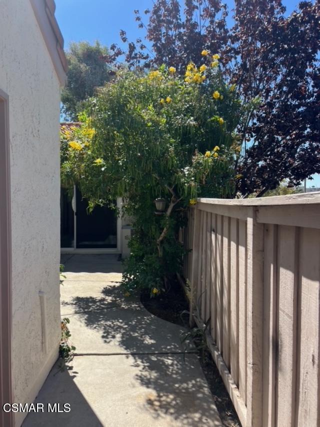 Building Photo - 2024 Birchdale Ct