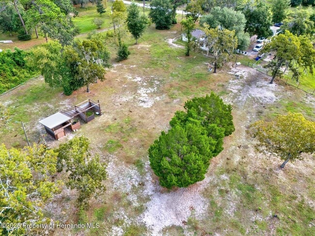 Building Photo - 18321 Edgewood Dr