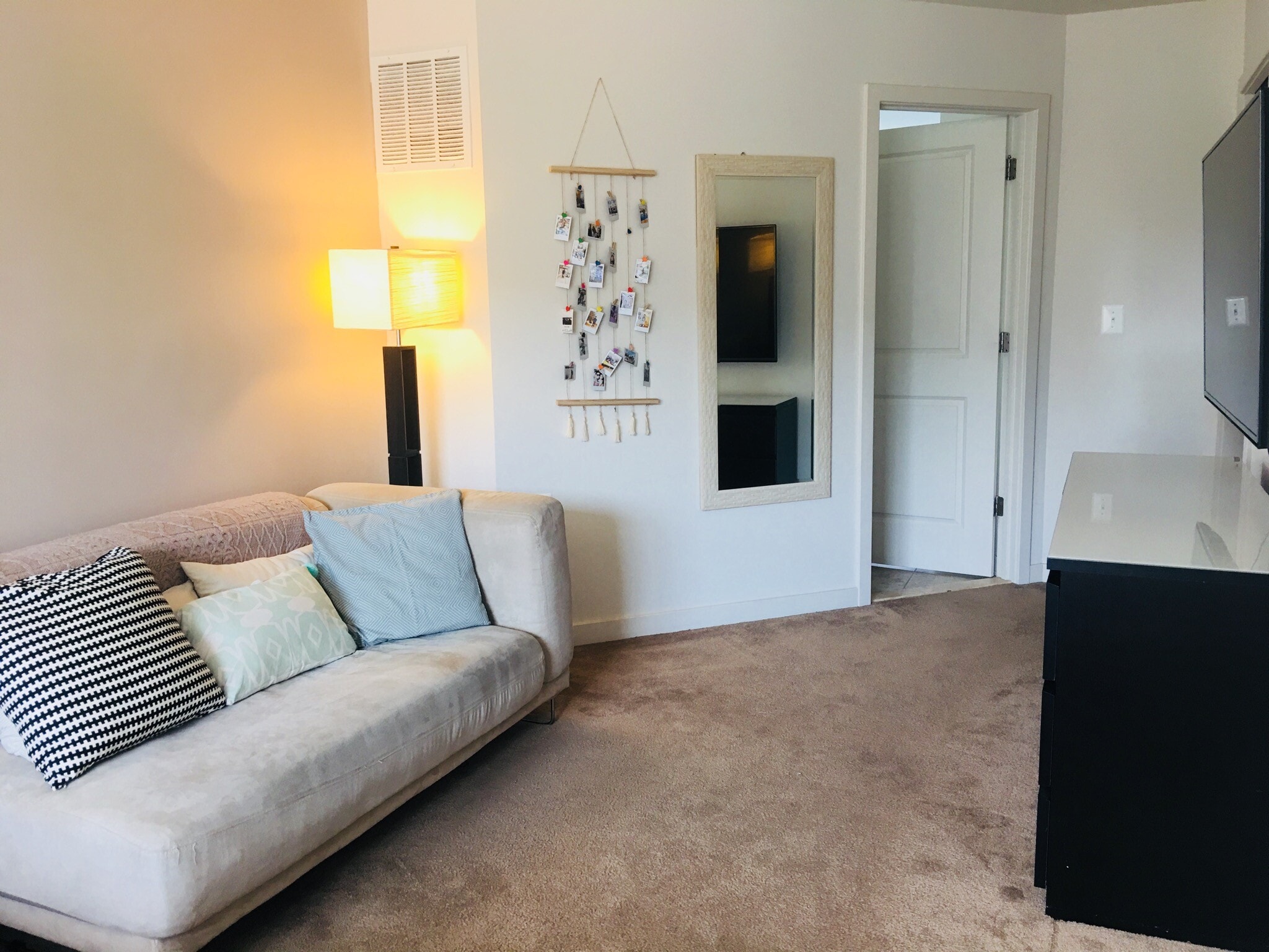 2 level master bedroom - 1410 Wheyfield Dr