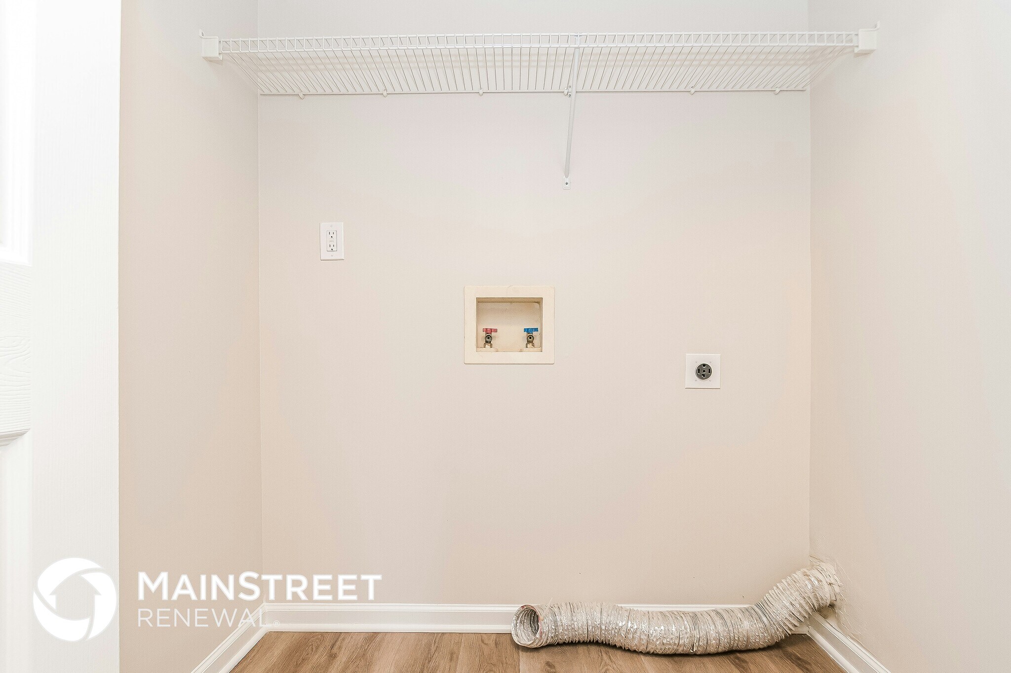 Building Photo - 5112 Parkerwood Dr