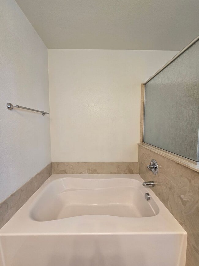 Building Photo - A Fabulous 3 Bedroom, 2 Bathroom  HOME IN ...