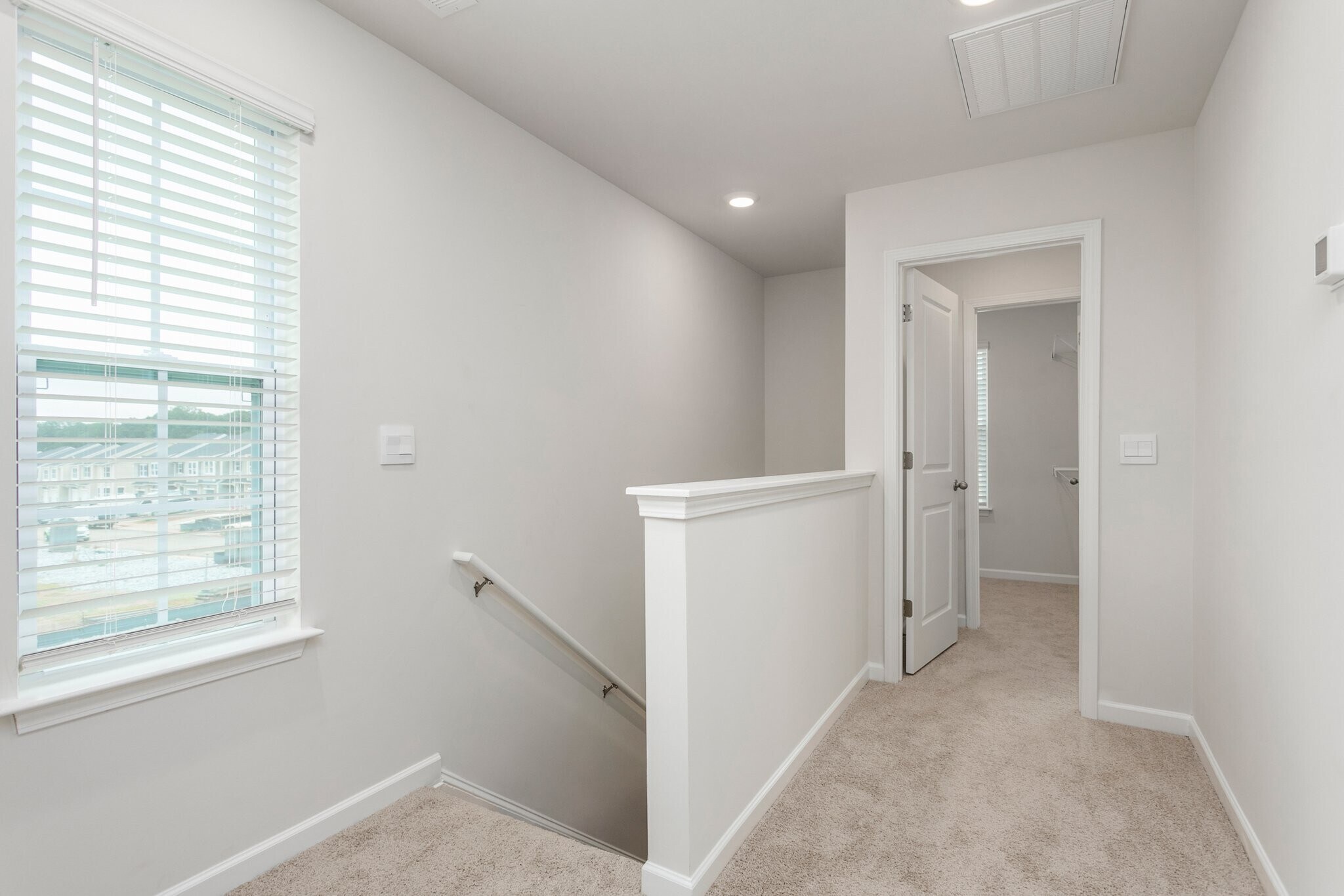 Building Photo - 1193 Evelynnview Ln
