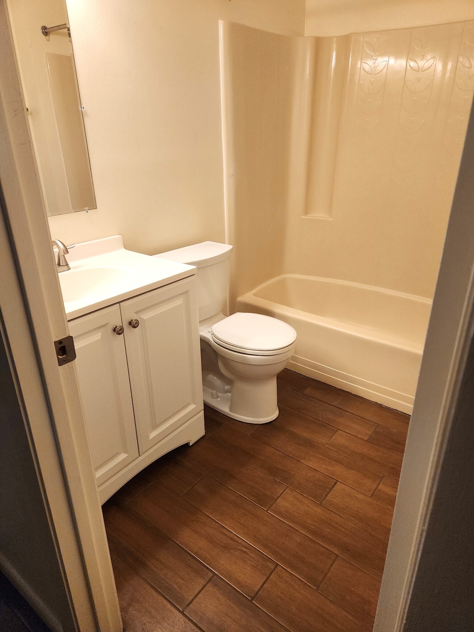 Primary Bath - 1260 5th St