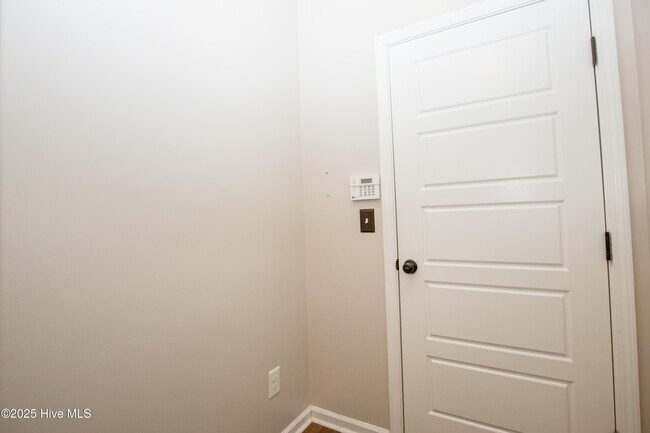 Building Photo - 130 Timberhurst Ct