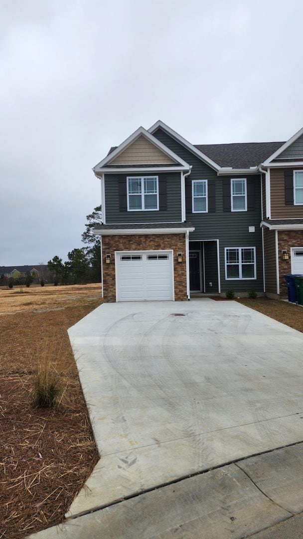 Building Photo - 1815 Fox Den Way
