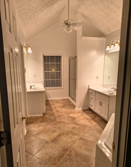 Building Photo - 4162 Wyndham Ridge Ct