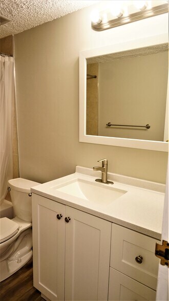 Building Photo - 11818 Breton Ct