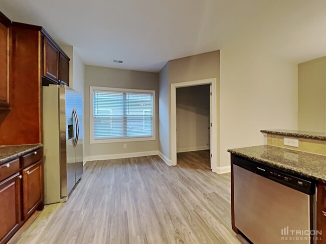 Building Photo - 302 Bronze Dr
