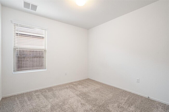 Building Photo - 3808 Ignacio Dr