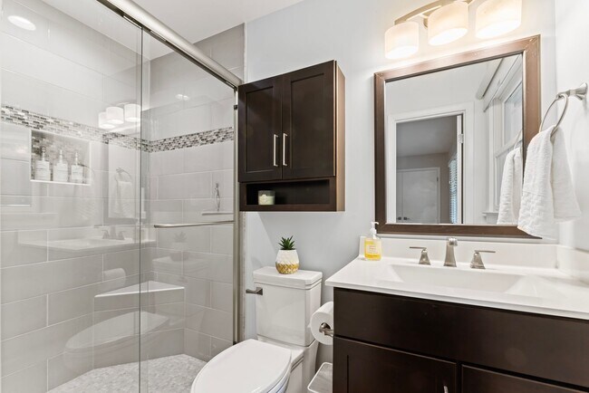 Building Photo - Award-Winning 5BD, 4BA Raleigh Home with Huge Bonus Outdoor Pavillion