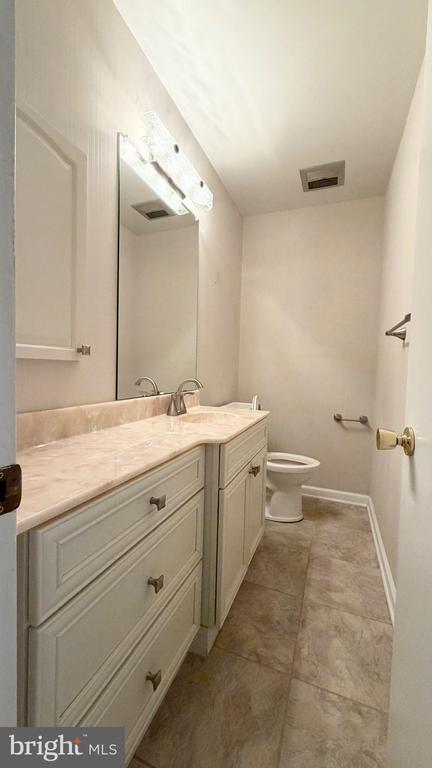 Building Photo - 4325 Majestic Ln