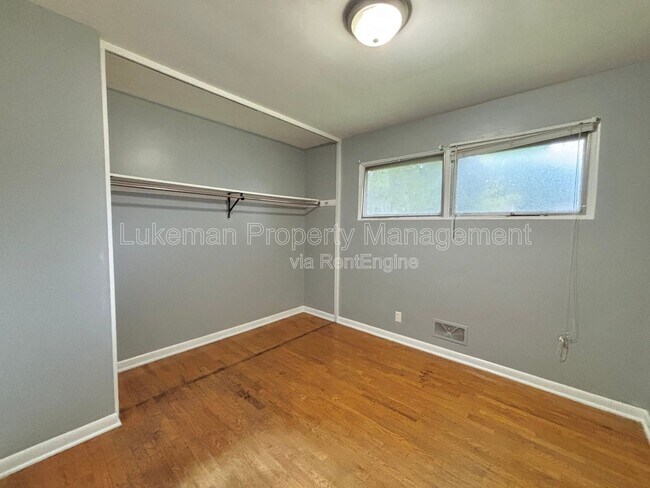 Building Photo - 3009 W Michigan Ave