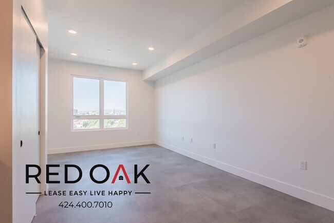 Building Photo - 3450 W 43rd St