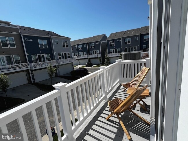 Building Photo - 623 Hemsworth Ln