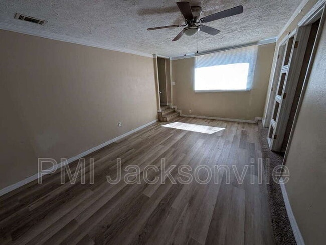 Building Photo - 4139 Fairfax St