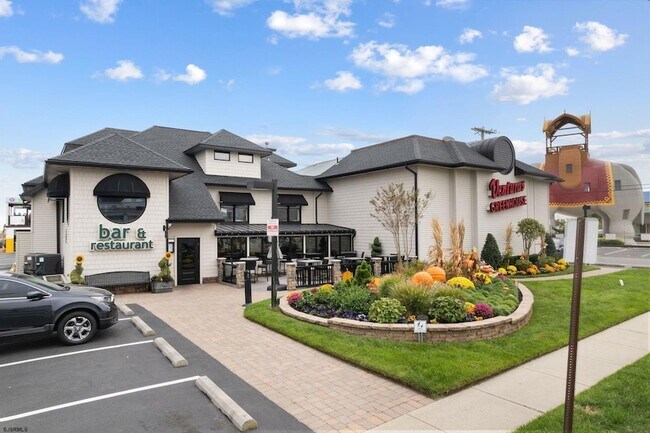 Building Photo - 22 S Washington Ave