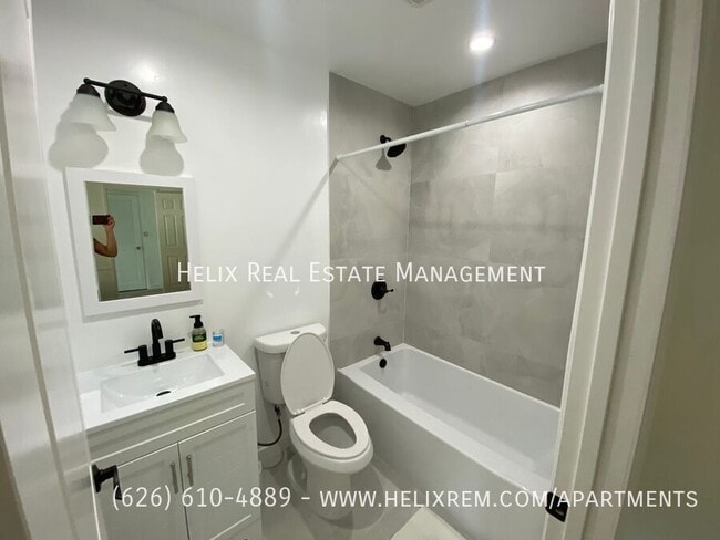 Building Photo - 5057 N Colfax Ave