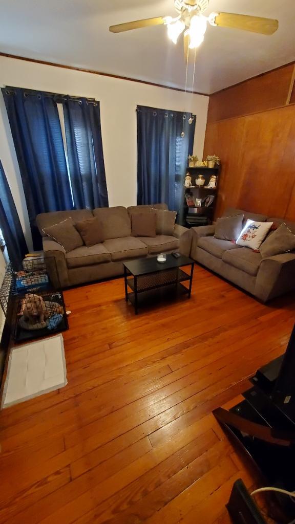 Living - 112 Cedar Hill Ave
