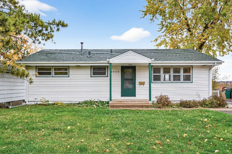 Primary Photo - 3953 Arthur St NE